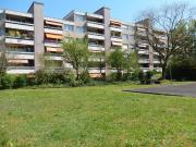 Grossräumige Wohnung mit Balkon in zentraler Gegend!