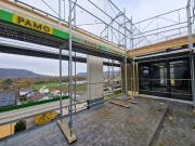 Grosszge Wohnung mit zwei Terrassen