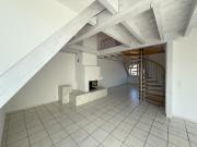 Grosszgige Duplex Wohnung im Herzen