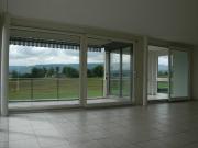 Grosszügie Wohnung mit beheizbarem Wintgarten und Aussicht