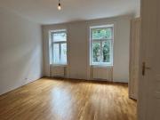 Großzügig aufgeteilte 2 Zimmer Wohnung in Top Lage !