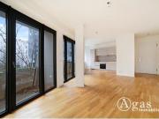 Großzügig geschnittene 2 Zimmer Wohnung mit ca. 78m²,...