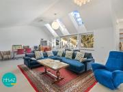 Großzügig • Hell • Außergewöhnlich! Lichtdurchflutetes...