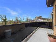 GROSSZÜGIG MIT EIGENEM GARTEN UND SICHT INS GRÜNE!