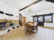 Großzügig wohnen: stilvolles Bauernhaus mit großem...