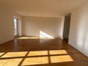 großzügig, zentral, bezugsbereit 2 zimmer im herzen der... großzügig, zentral, bezugsbereit 2 zimmer im herzen der...