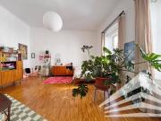 Großzügige 1,5 Zimmer Altbau Wohnung mit Küche direkt an...