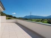 GROSSZÜGIGE 2.5 ZIMMER DACHGESCHOSSWOHNUNG