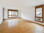 Grosszügige 2.5 Zimmer Wohnung