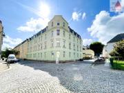 Großzügige 2 Raum Wohnung mit Einbauküche in ruhiger Lage!