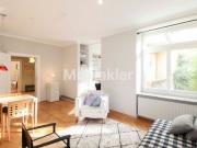 Großzügige 2 Zi. EG Whg. im Altbaucharme mit Balkon in...