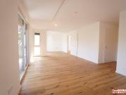 Großzügige 2 Zimmer Balkonwohnung mit optionalem Eigengarten