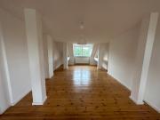 Großzügige 2 Zimmer Dachgeschosswohnung mit ca. 78 m²...