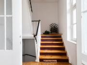 Großzügige 2 Zimmer Maisonette Wohnung nebst Balkon und...