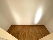 Großzügige 2 Zimmer Neubauwohnung im Dachgeschoß mit...