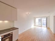 Großzügige 2 Zimmer Wohnung mit Loggia in hochwertigem...