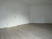 Großzügige 2 Zimmerwohnung mit Balkon zum Garten