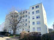 Grosszügige 3.5 Zimmerwohnung mit Balkon