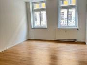 ⁕ Großzügige 3 Raum Wohnung mit EBK und Balkon ⁕