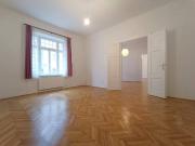 Großzügige 3 Zimmer Altbau Wohnung in Bestlage! WG...