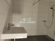 Großzügige 3 Zimmer WE in frisch saniertem 3 Familienhaus