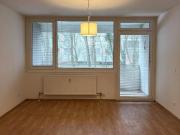 Großzügige 3 Zimmer Wohnung mit Loggia