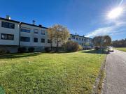 Großzügige 3 Zimmer Wohnung mit Loggia und Parkplatz in...