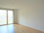 Großzügige 3 Zimmer Wohnung mit neuer Küche & Garten zu...