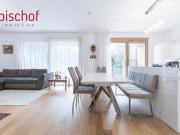 Großzügige 3 Zimmer Wohnung mit überdachter Terrasse und...