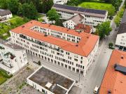 großzügige 3 Zimmerwohnung in zentraler Lage in...