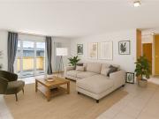 Grosszügige 4.5 Zimmerwohnung mit 2 Balkonen und Garten...