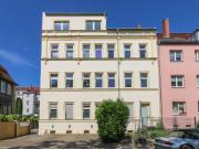 Großzügige 4 Zi Etagenwohnung mit Balkon und Gartenanteil