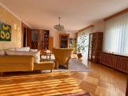 Großzügige 4 Zimmer Wohnung mit Terrasse