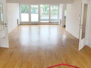 Großzügige 4 Zimmerwohnung in Ruhelage mit Park Blick!