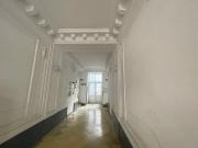 Großzügige Altbauwohnung in Bestlage Löwengasse