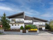 Großzügige Architektenvilla auf weitläufigem Grundstück...