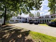 Großzügige Bürofläche mit einladendem Foyer und...