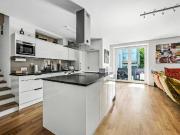 GROßZÜGIGE ca. 121 m² WOHNUNG MIT SONNIGER LOGGIA INS...