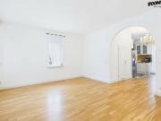 Großzügige Dachgeschoss Maisonette mit Balkon und...