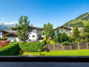 Großzügige Dachgeschosswohnung an privilegiertem...