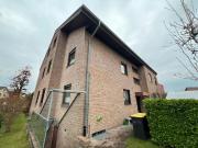 Großzügige DG Wohnung mit Balkon und PKW Stellplatz