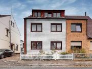 Großzügige Doppelhaushälfte mit Einliegerwohnung Platz...