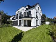 Großzügige EG Wohnung mit taghellem Souterrain und...