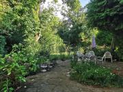 Großzügige Eigentumswohnung mit Garten & Doppelgarage in...