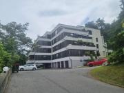 Großzügige Eigentumswohnung mit Terrasse, Parkplatz, und...