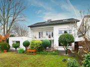 Großzügige Erdgeschoss Wohnung mit EBK, überdachter...