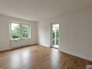 Großzügige Etagenwohnung in ruhiger Lage !