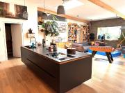 Großzügige Familienoase mit Garten, Terrasse und...