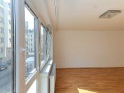 Großzügige Familienwohnung oder 3er WG Wohnung mit Balkon