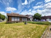 Grosszügige Gewerbeflächen inkl. praktischen Laderampen...